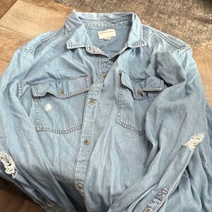 American Eagle Light Blue Denim Shirt xxl distressed